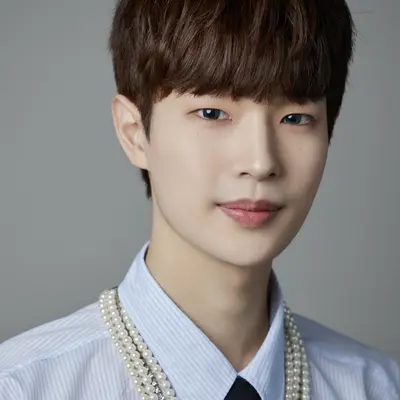 Asaka Kotaro (浅香 孝太郎)