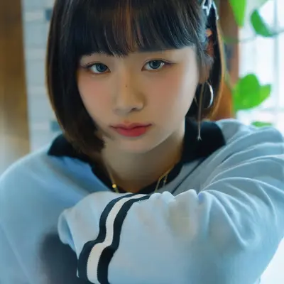 Tominaga Anna (冨永 アンナ)