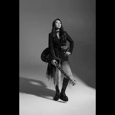 Yoon Ina (윤이나)